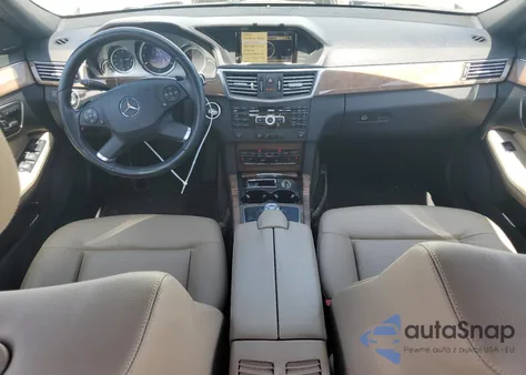 2012 Mercedes-Benz E 350 z USA, uszkodzony, nr VIN WDDHF5KB8CA612920